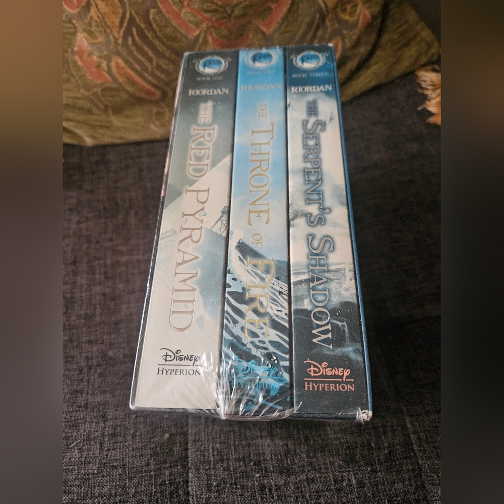Rick Riordan Book Set - The Kane Chronicles. New In Box